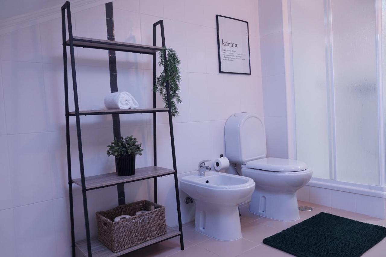 4 Elements Apartment بينيش المظهر الخارجي الصورة