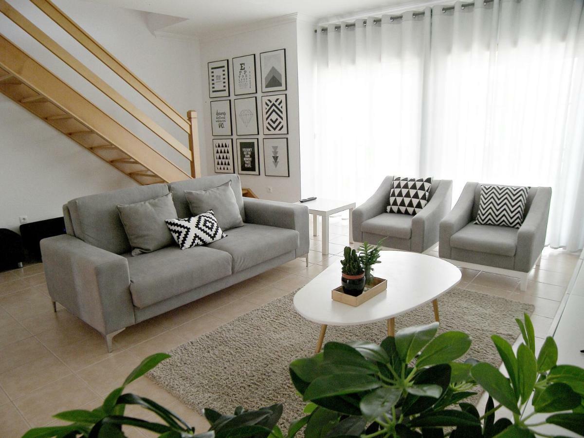 4 Elements Apartment بينيش المظهر الخارجي الصورة